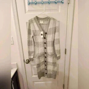 Pink Rose Sweater Dress Grey Buttons Plaid White NWT Size XS Stretchy Midi
